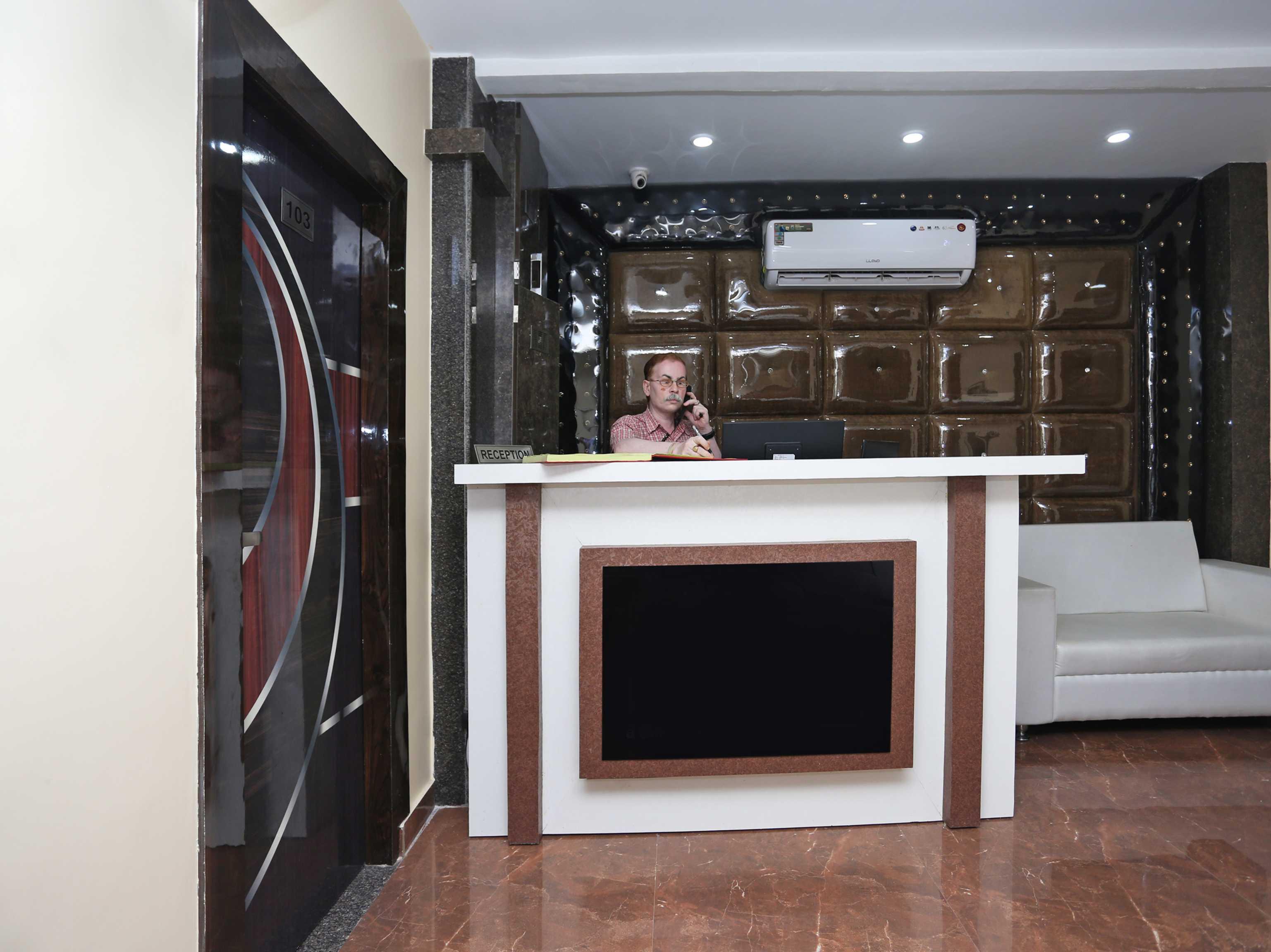 Fabexpress Gs Residency Hotel Varanasi Exterior photo