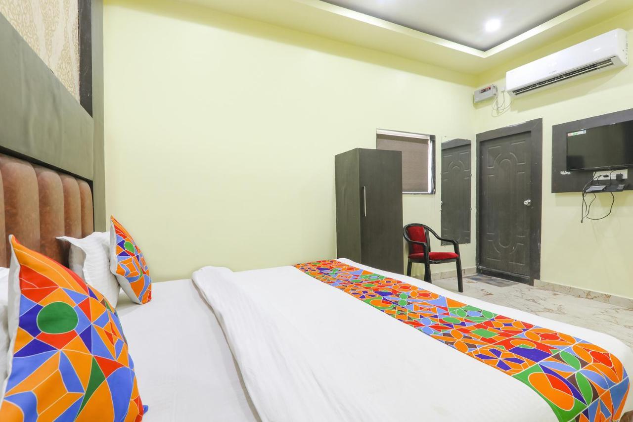 Fabexpress Gs Residency Hotel Varanasi Exterior photo